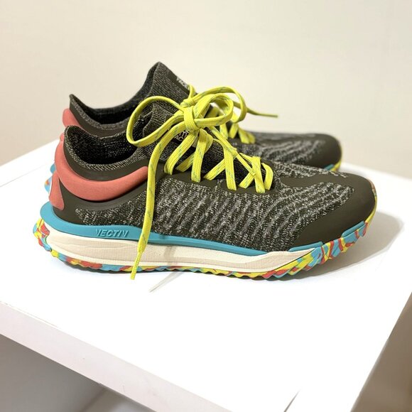 The North Face Vectiv Escape Knit Trail Shoes, Size 7.5 - Picture 2 of 9